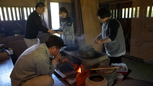 都万目民家